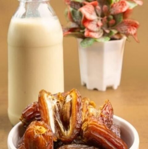 dates with milk2
